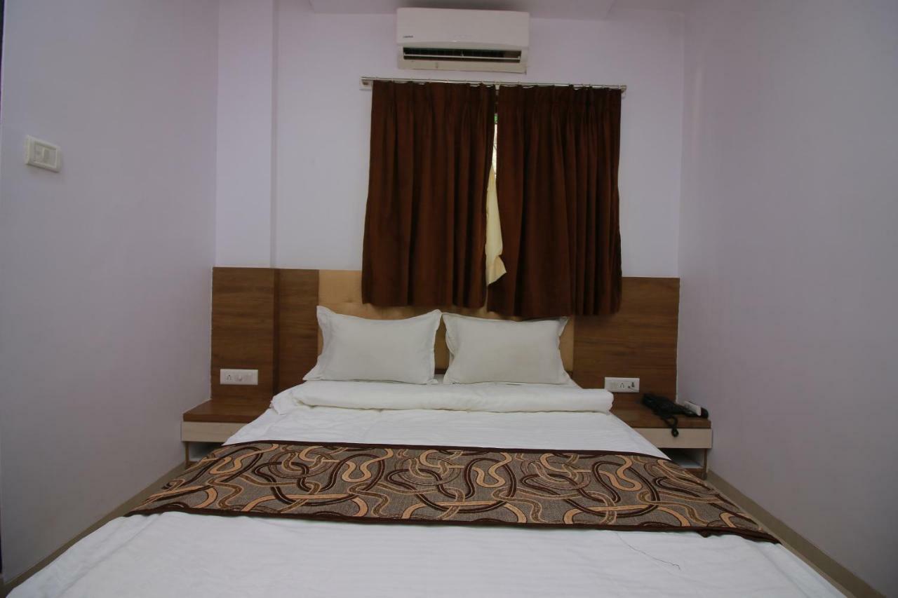 Hotel Apex Navi Mumbai Eksteriør bilde
